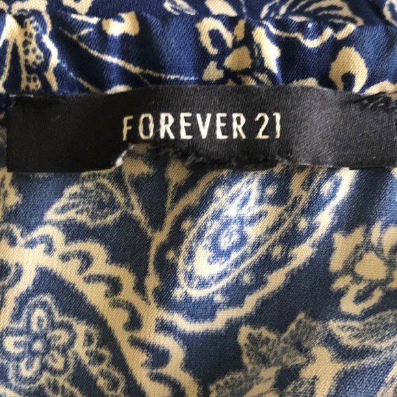 FOREVER 21 JUMPSUIT. - Picture 6 of 7